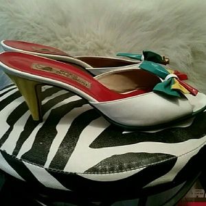 enzo angiolini darla pump